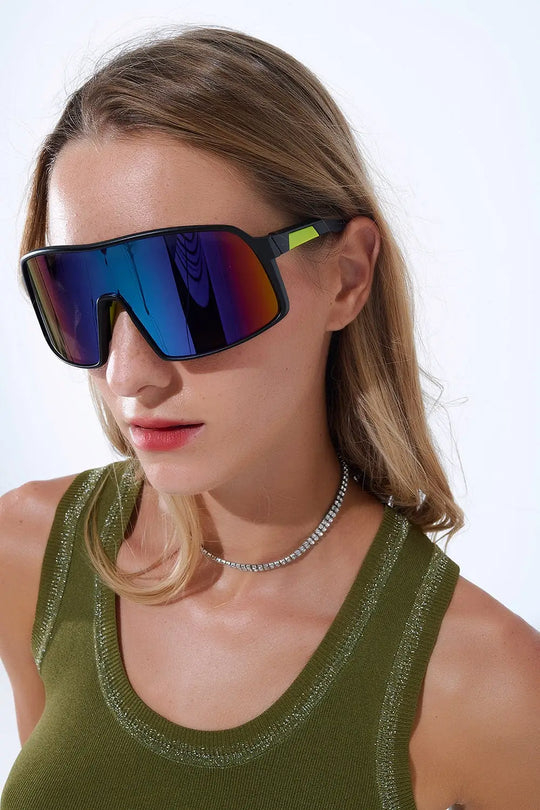 Polarized Sport Sunglasses in Blue Red Gradient - One Size / Yellow