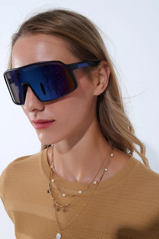 Polarized Sport Sunglasses in Blue - One Size / Blue