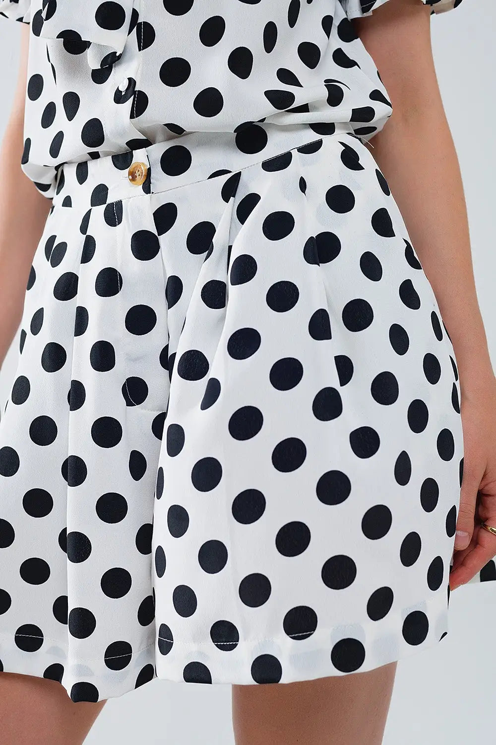 Polka dot Shorts with pockets - Pants