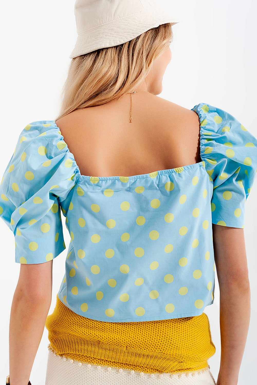 Polka dot top with puffed sleeves and square neckline blue and green