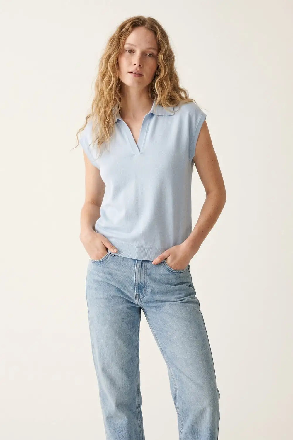 Polo sans manches en maille légère bleu clair - One Size / bleu