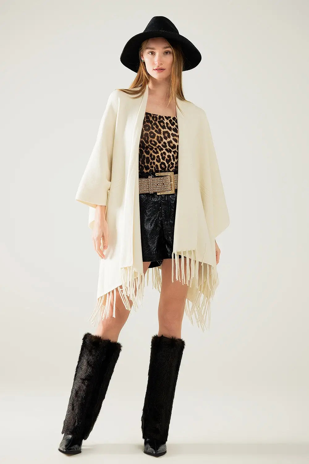 Poncho en tricot doux beige avec franges - One Size / beige - Pulls