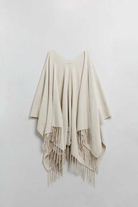 Poncho en tricot doux beige avec franges - One Size / beige - Pulls