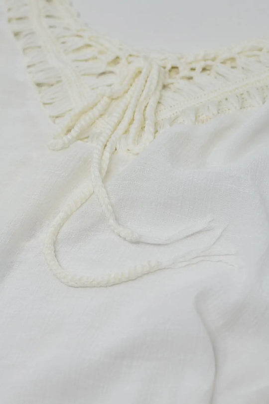 Poncho In Cream - One Size / White - Sweaters