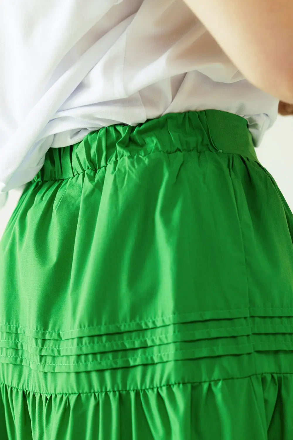 Poplin tiered midi skirt with stitching details in green - Skirts