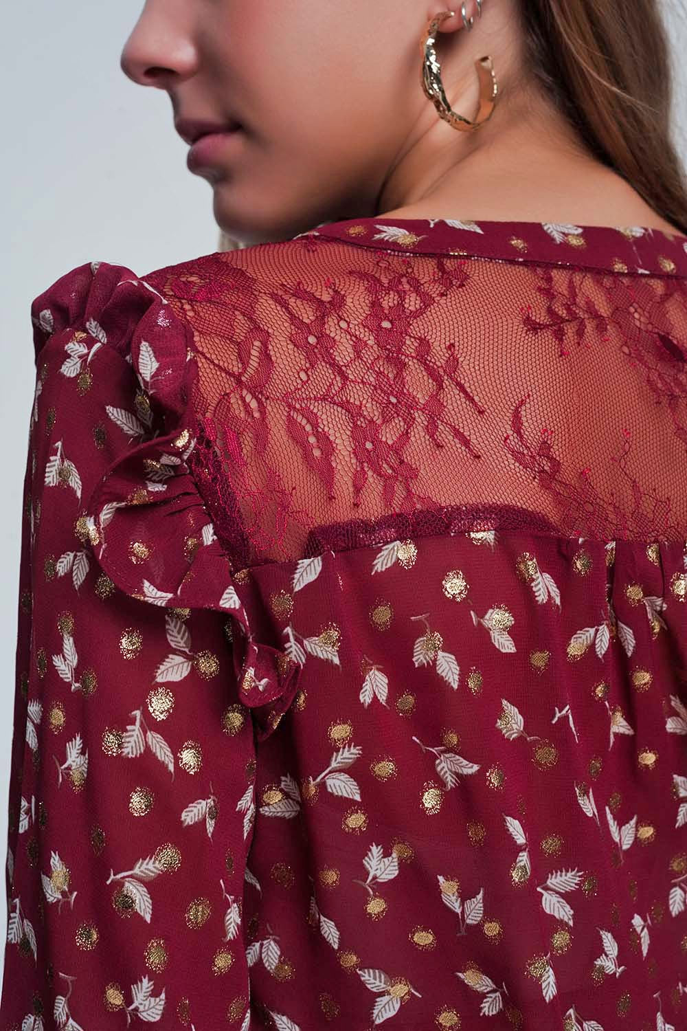 Print ruffle shoulder maroon shirt