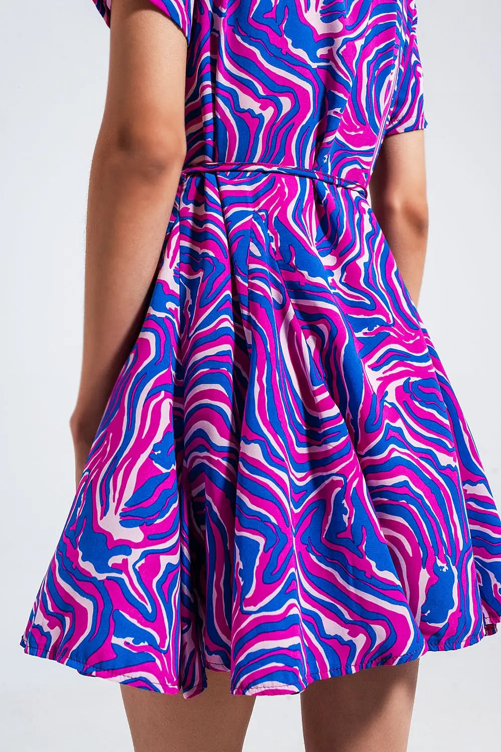 Printed mini dress with tie waist in purple - Dresses