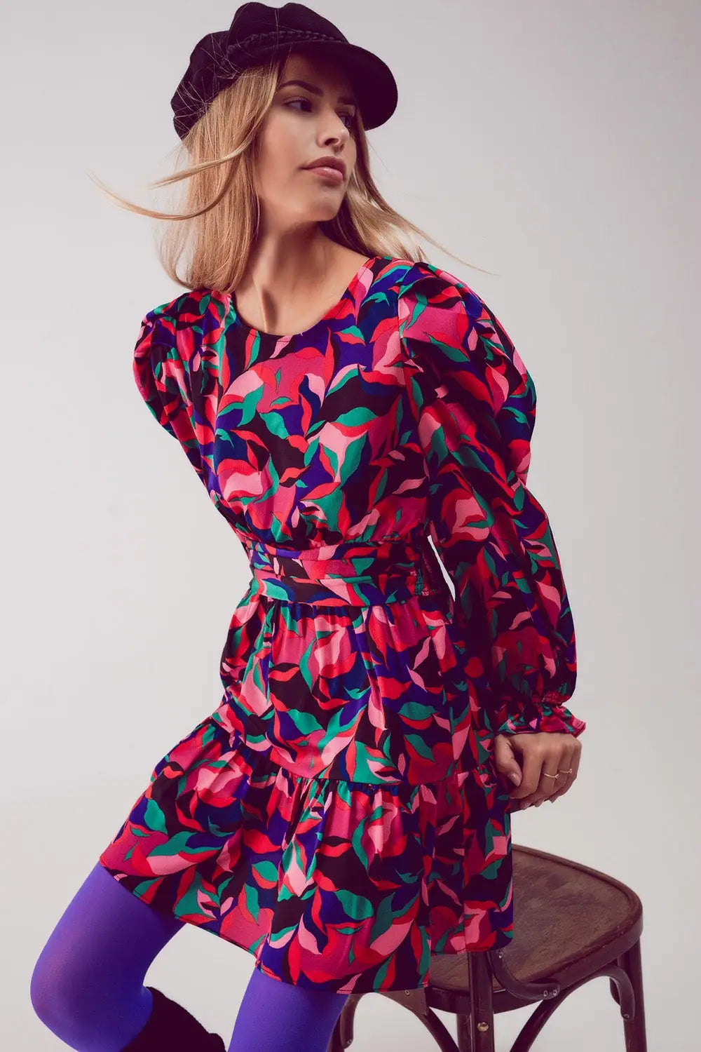 Puff sleeve mini dress in black - Dresses