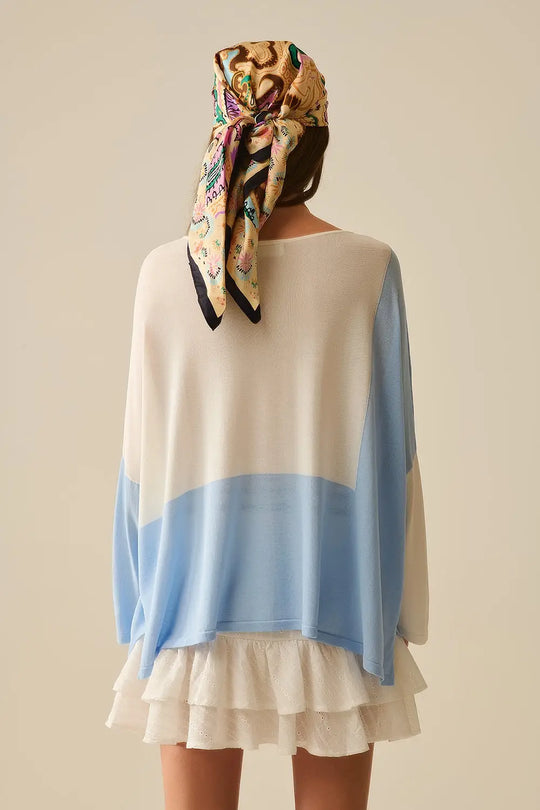 Pull à ailes de chauve-souris coloré en blanc et bleu - One Size / bleu - Pulls