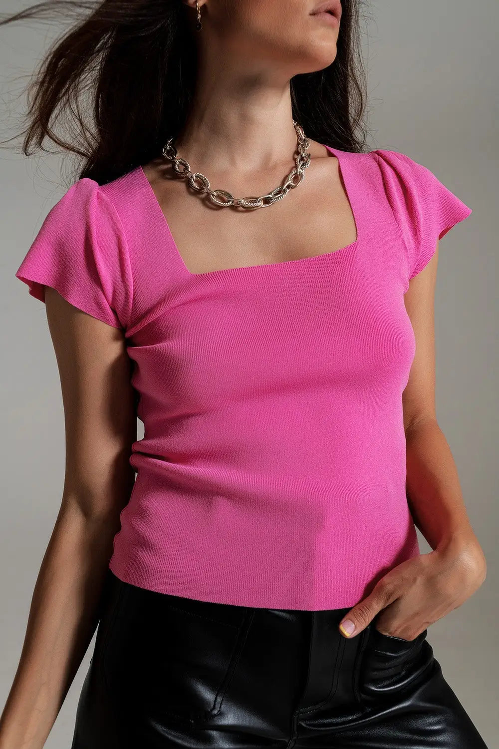 Pull à encolure carrée et manches bouffantes en rose - Pulls