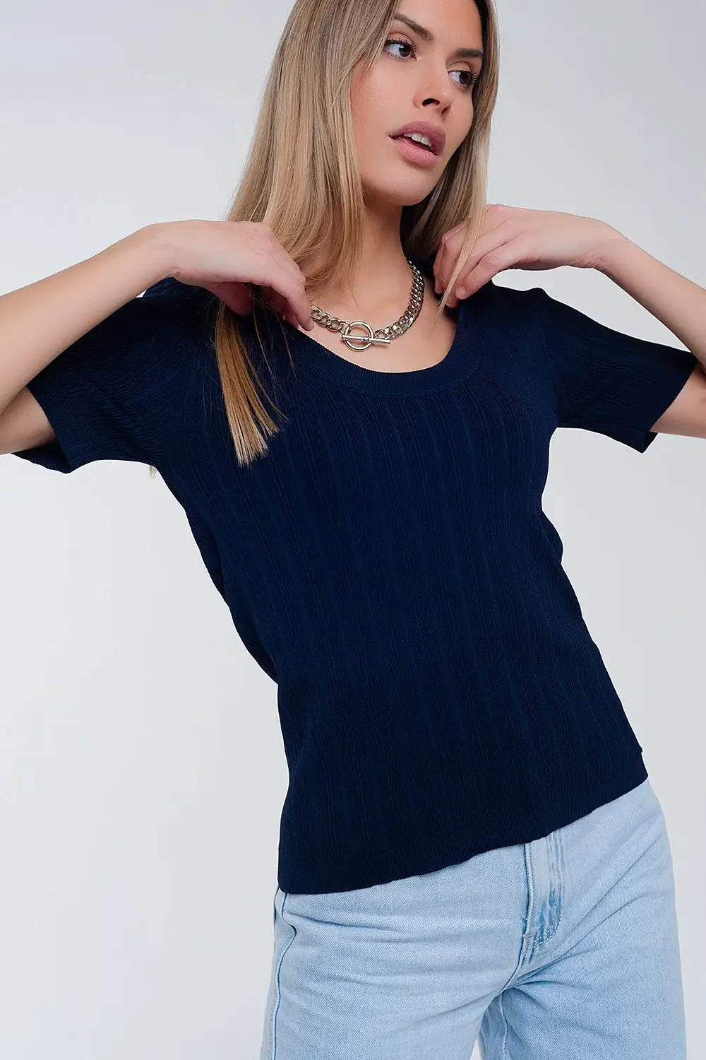Pull à manches courtes avec encolure dégagée bleu marine - Pulls