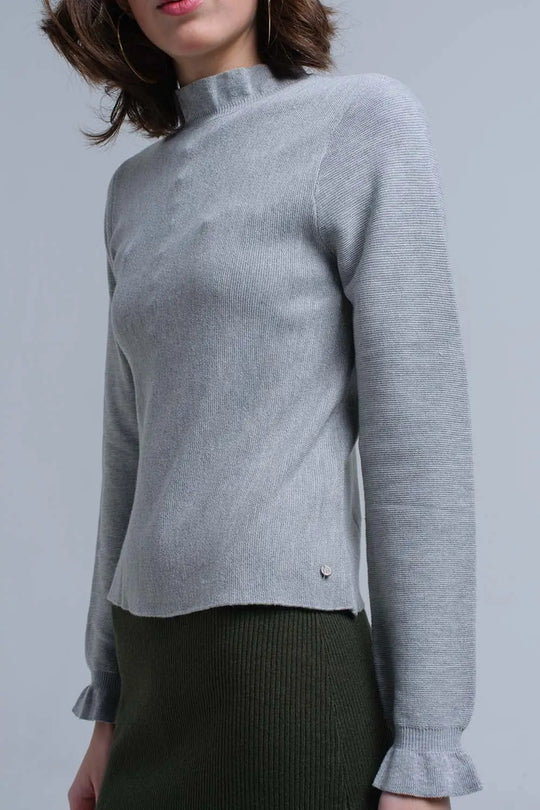 Pull à volants en gris - Pulls