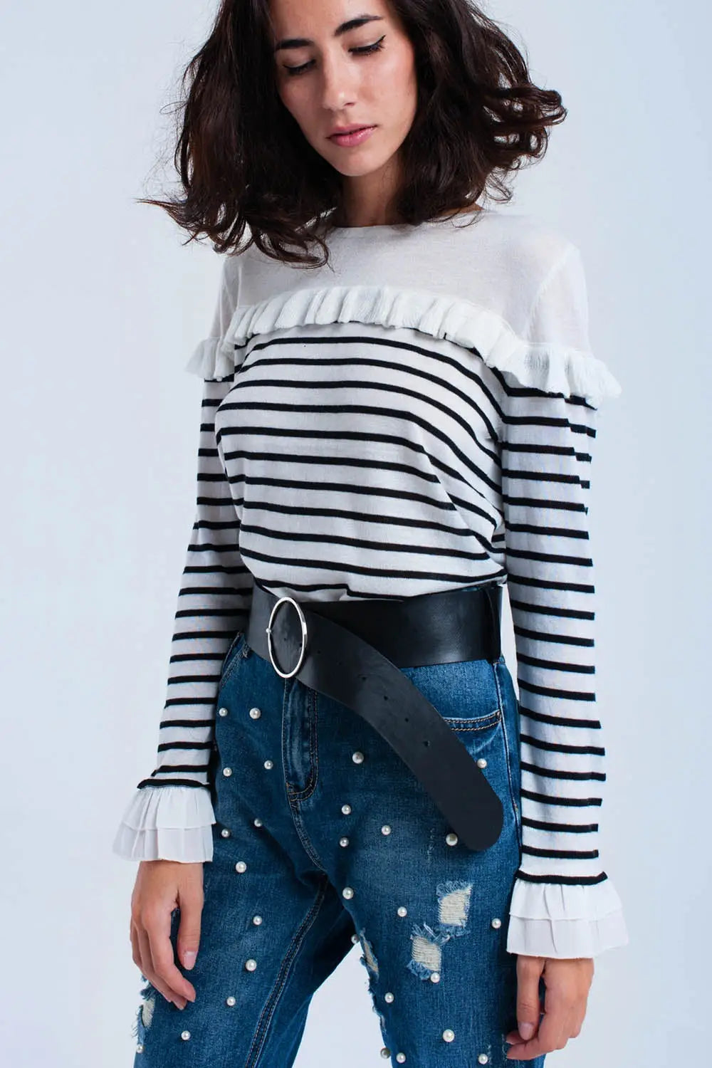Pull blanc à rayures noires et volants - Pulls