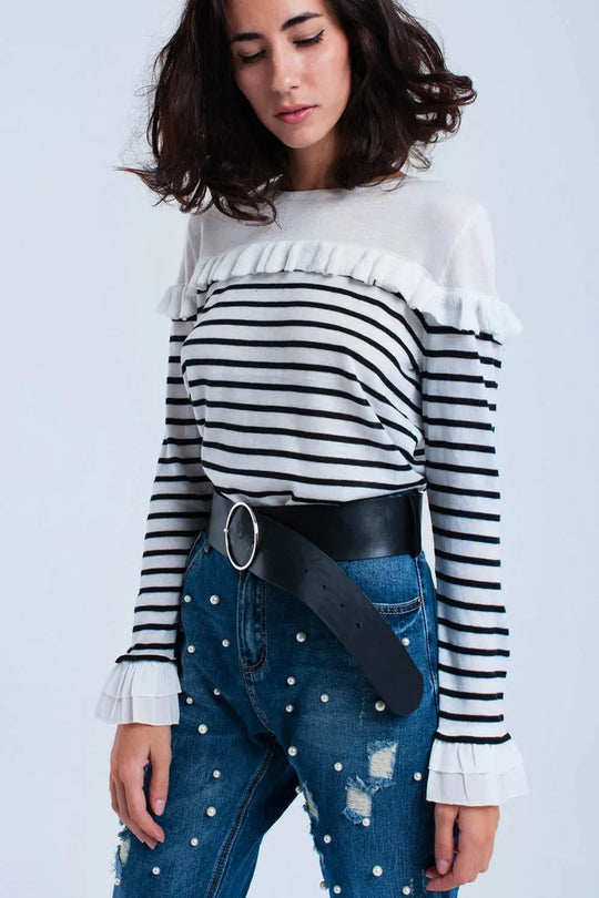 Pull blanc à rayures noires et volants - Pulls