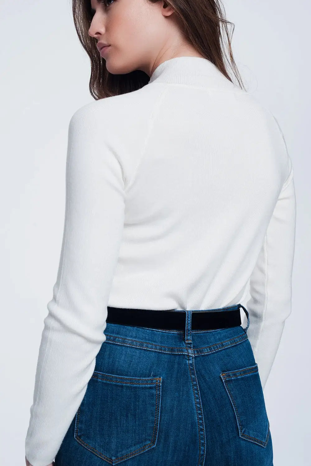 Pull col montant à boutons dorés Crème - Pulls