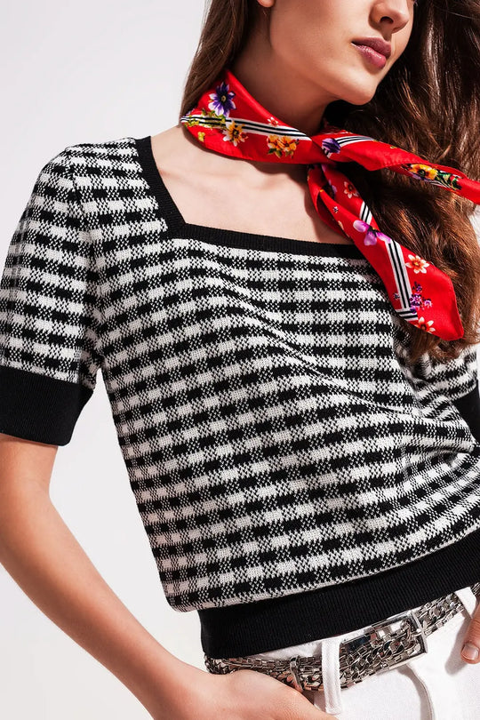 Pull duveteux à encolure carrée noir et blanc - Pulls