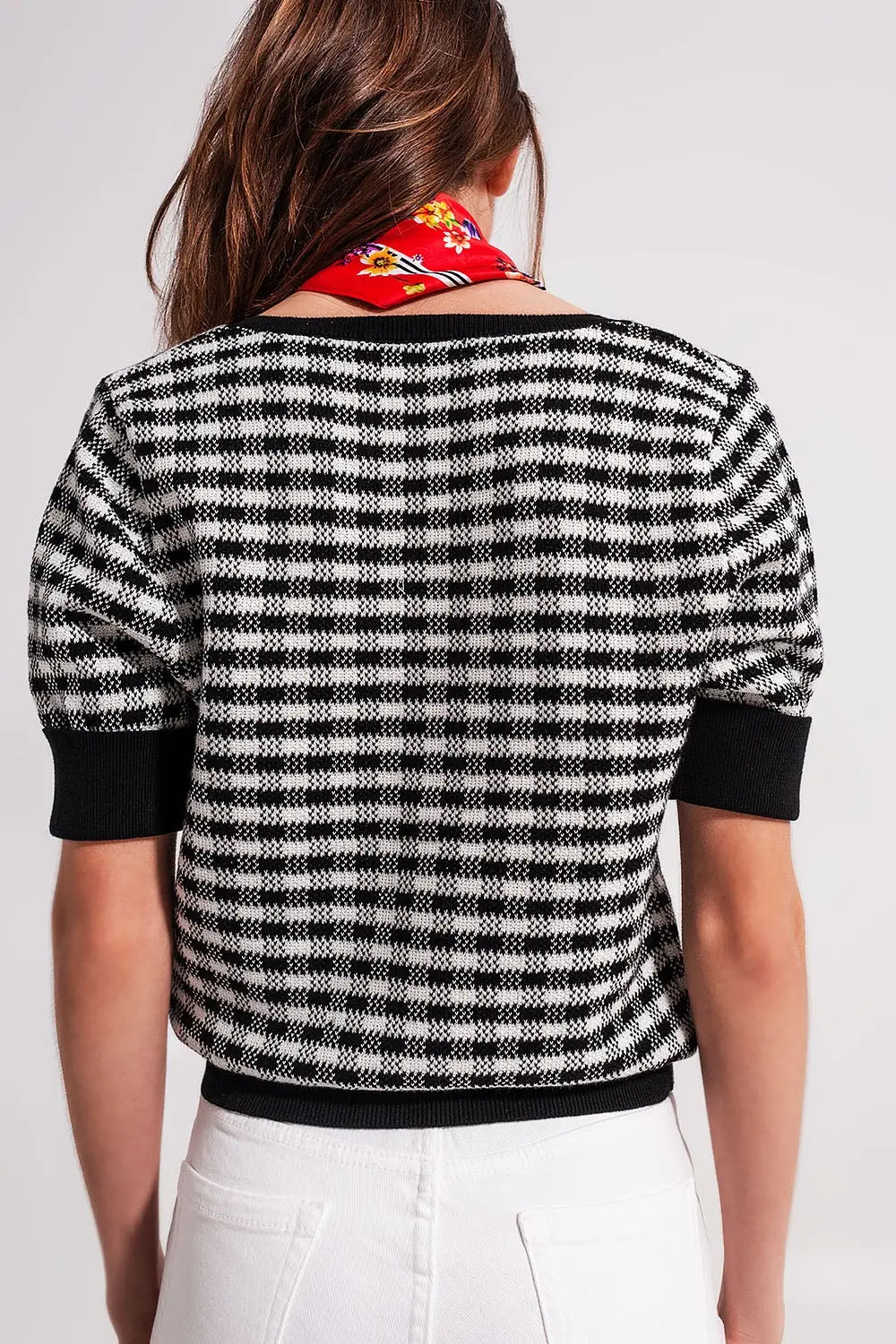 Pull duveteux à encolure carrée noir et blanc - Pulls