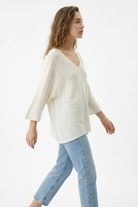 White V-Neck Embellished Knit Sweater Top - One Size / blanc