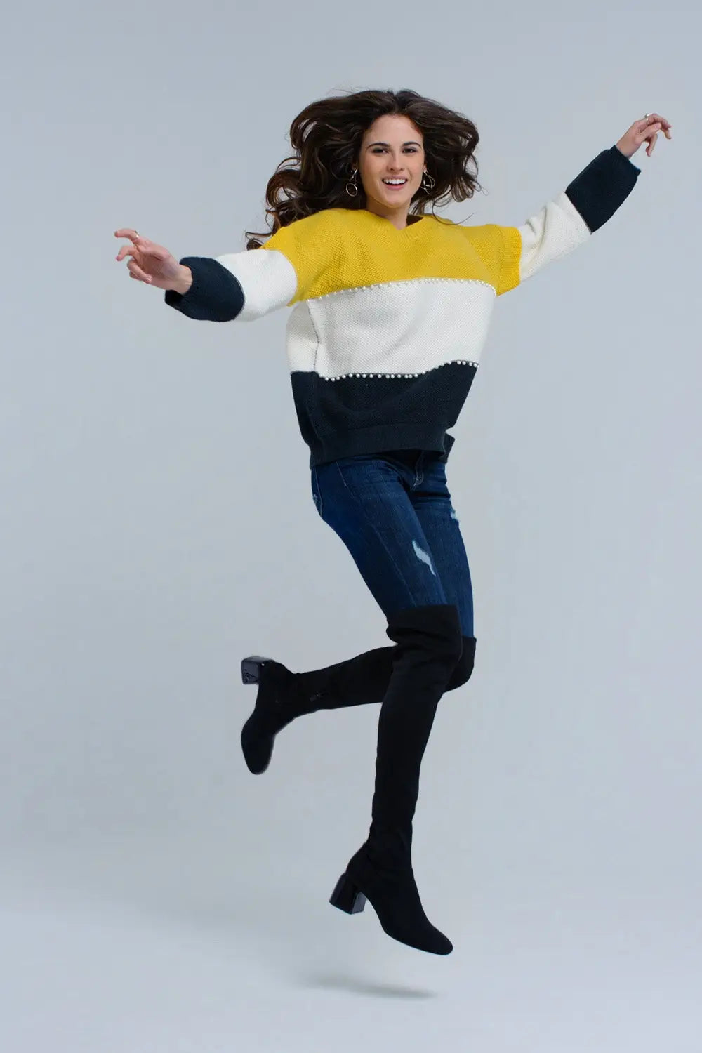 Pull jaune tricoté avec perles - Pulls