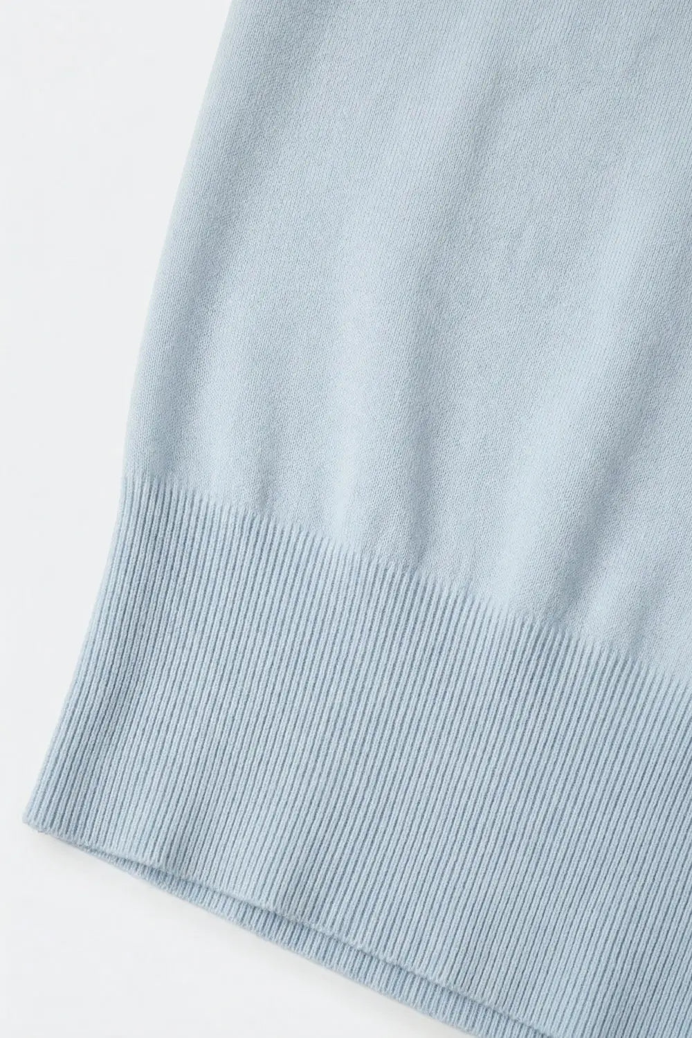 Pull léger en tricot avec large ceinture côtelée en bleu clair - One Size / bleu