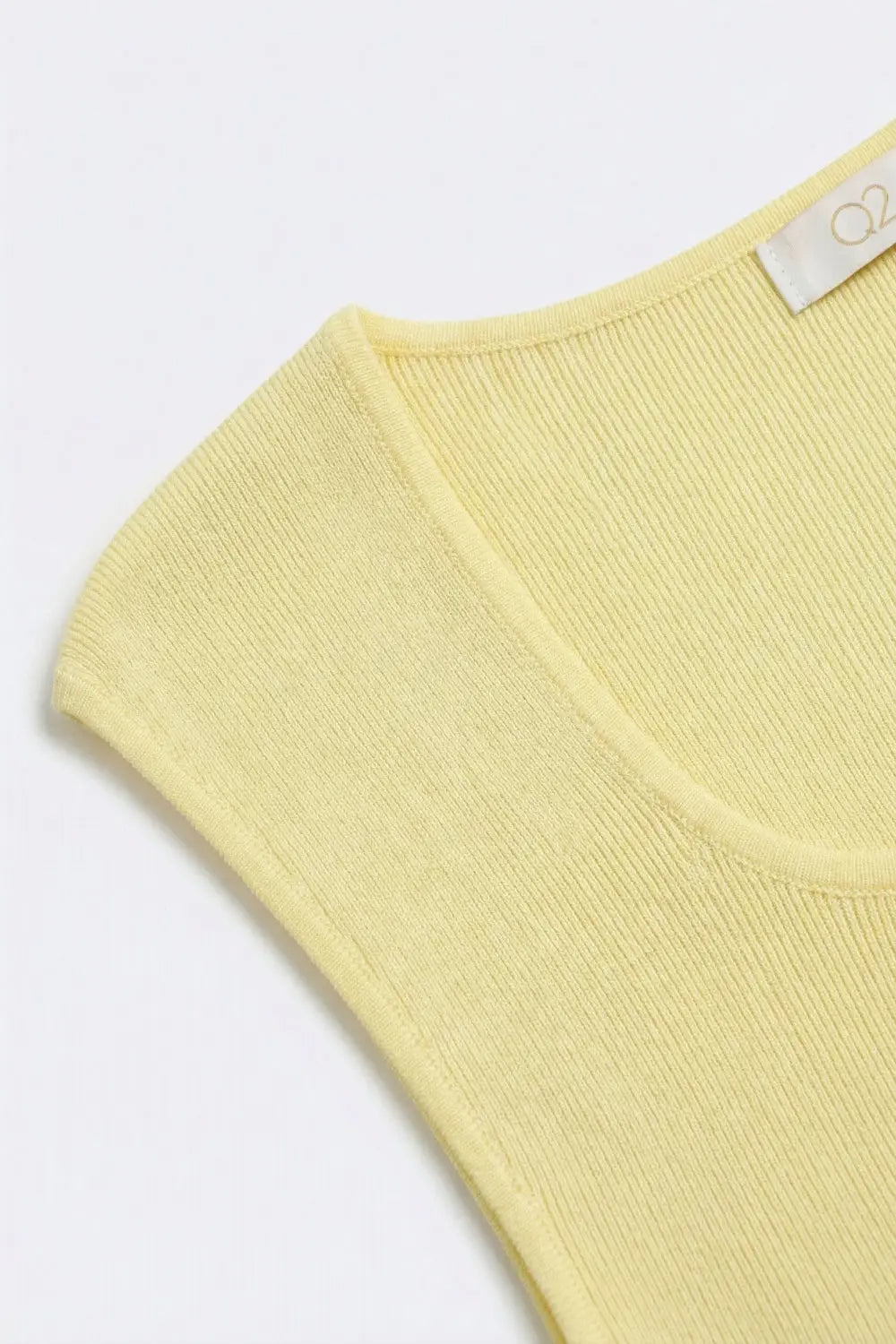 pull léger en tricot côtelé à encolure dégagée jaune - One Size / jaune