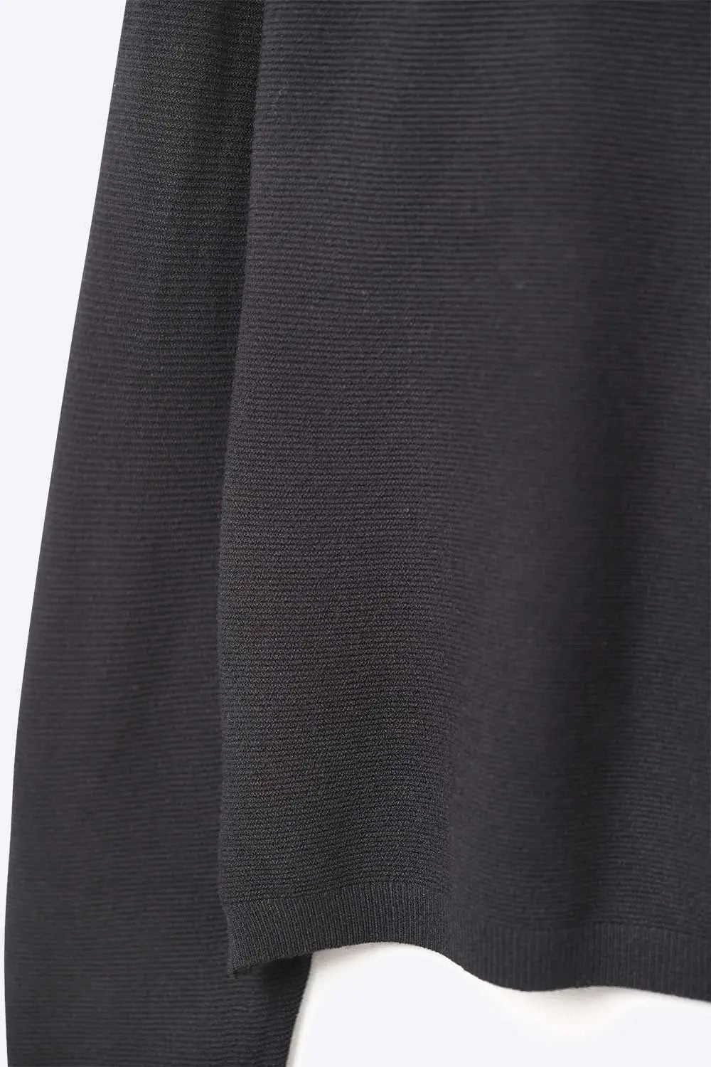 Pull noir à col en V en maille fine et texture linéaire subtile - One Size / Negro
