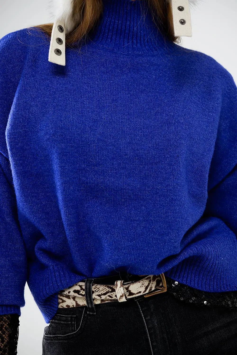 pull-over à grosses mailles en bleu avec col roulé - Pulls