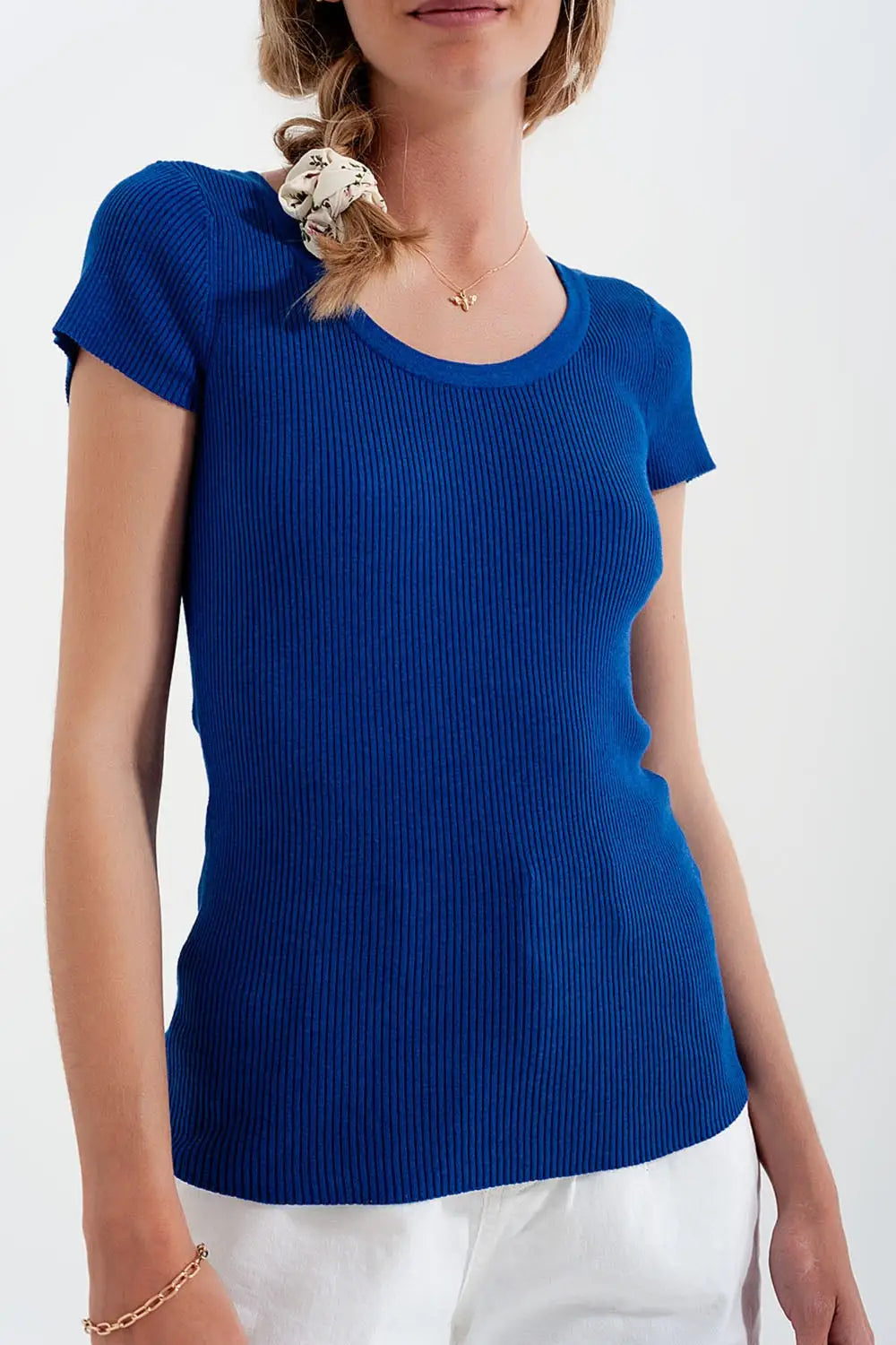 Pull ras de cou moulant en maille côtelée bleu - Pulls