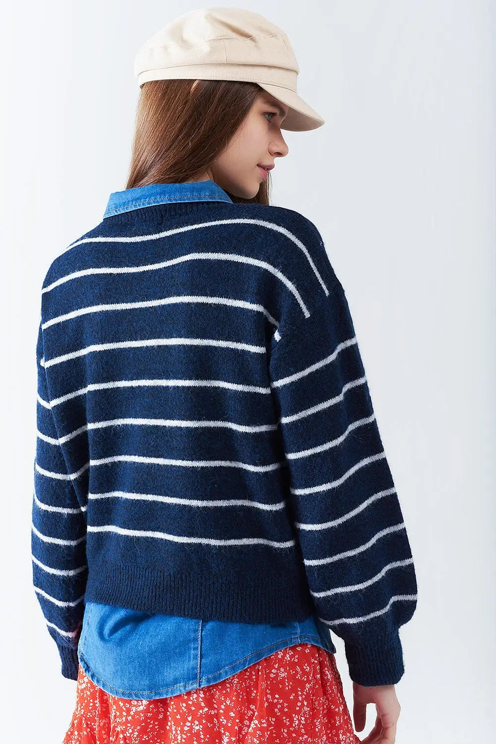 Pull rayé bleu avec détail coeur rouge - Pulls