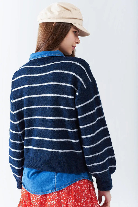 Pull rayé bleu avec détail coeur rouge - Pulls