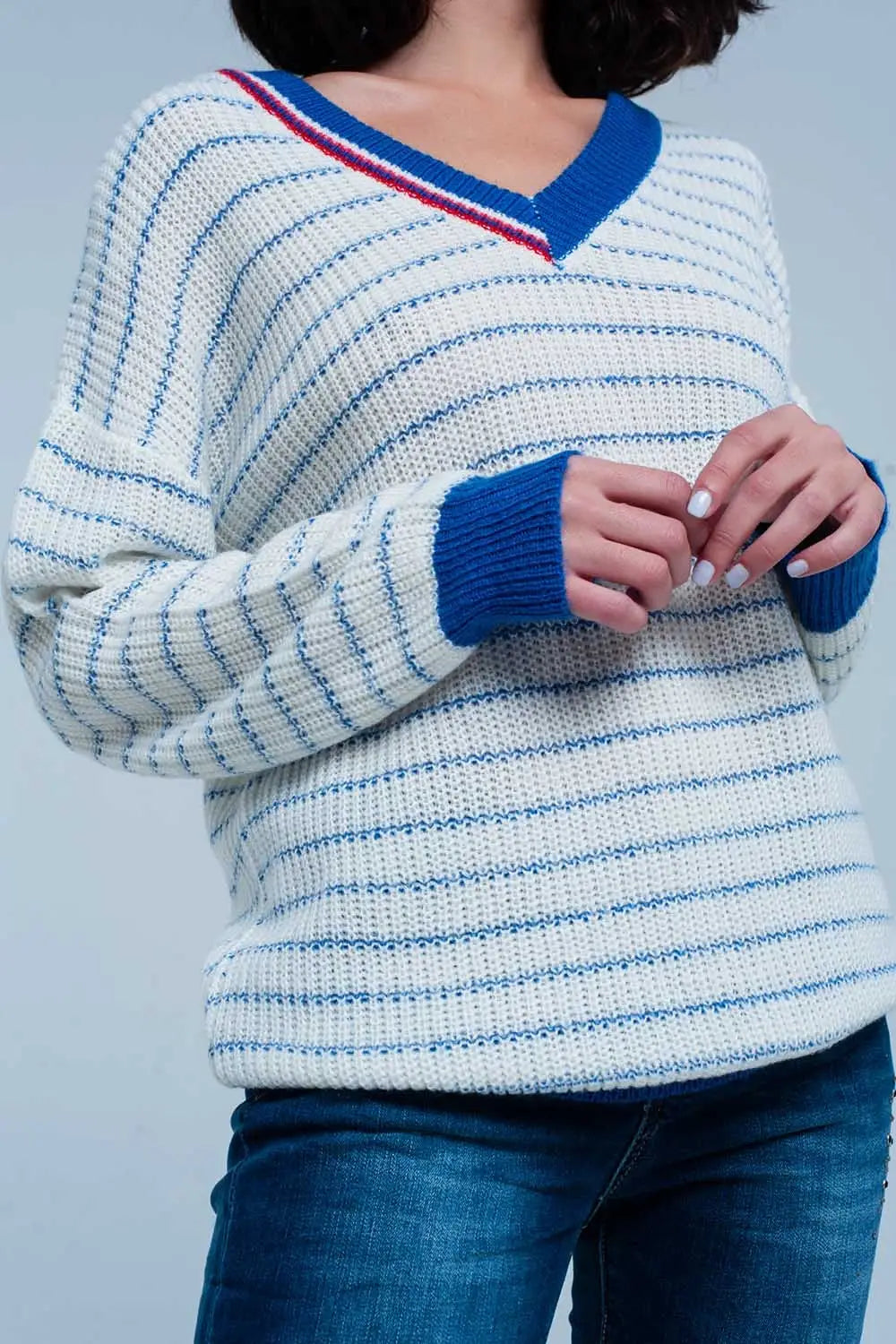 Pull rayé bleu avec encolure en V - Pulls