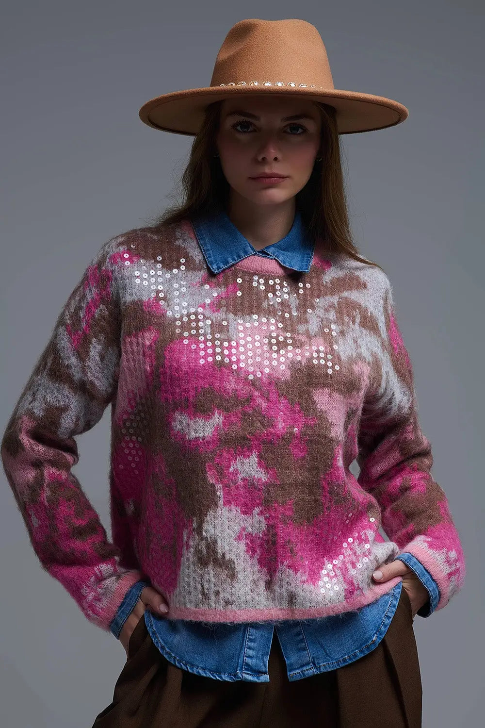 Q2 Pull rose à imprimé animalier avec paillettes