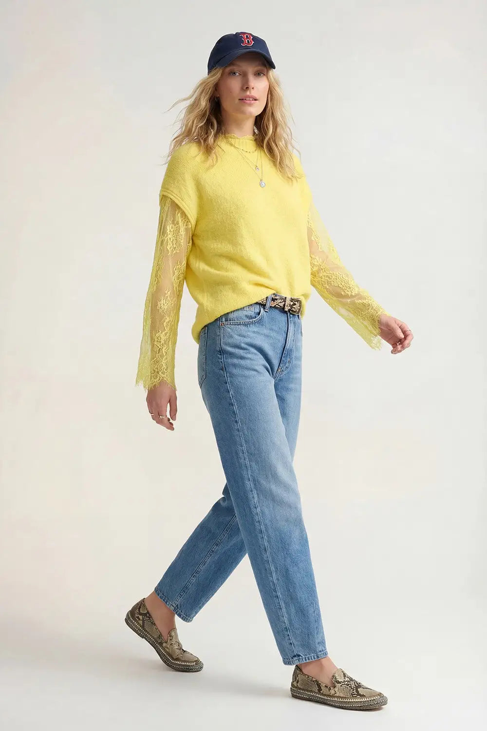 Pull sans manches en tricot doux avec doublure en dentelle de couleur jaune - One Size / jaune - Pulls