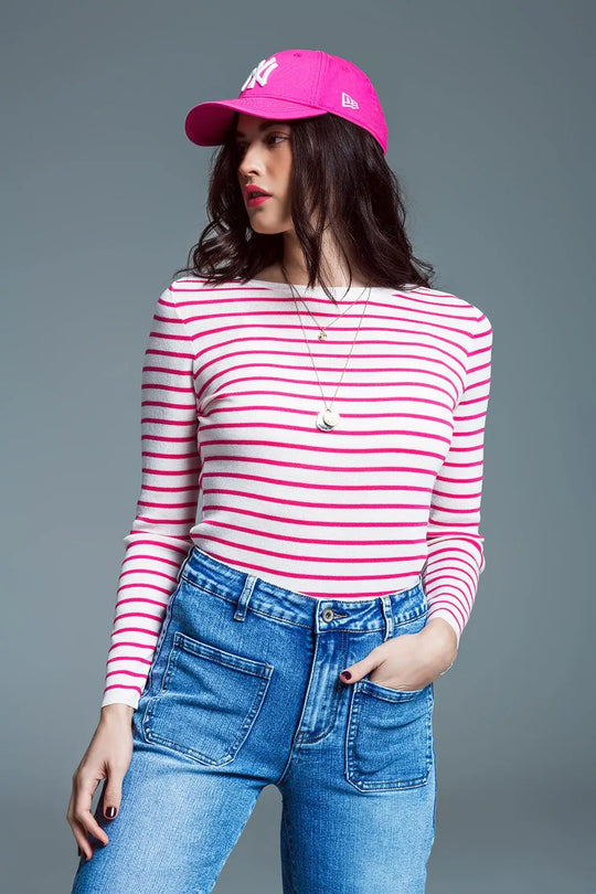 Pull Slim Fit Fine Knit Boat Neck en blanc avec des rayures fuchsia - Pulls