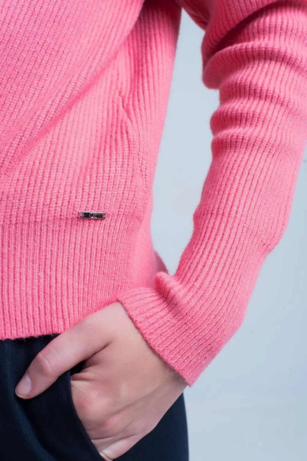 Pull texturé rose avec col rond motif à rayures - Pulls