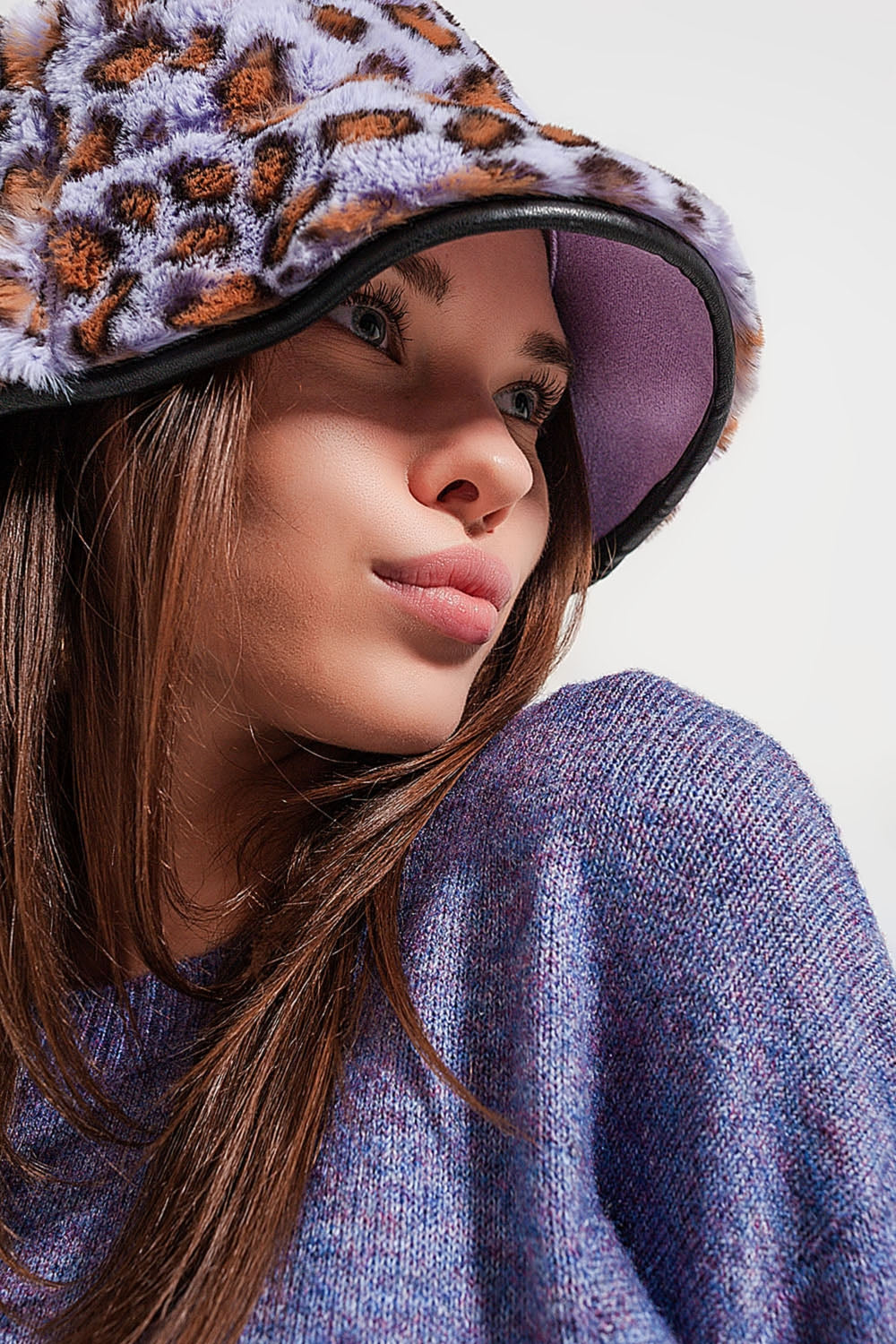 Purple bucket hat in animal print