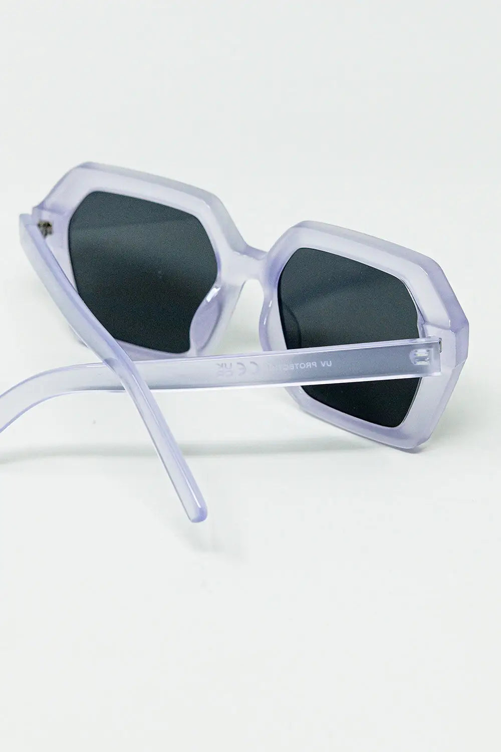 Rectangular sunglasses in purple translucent color - One Size / Purple