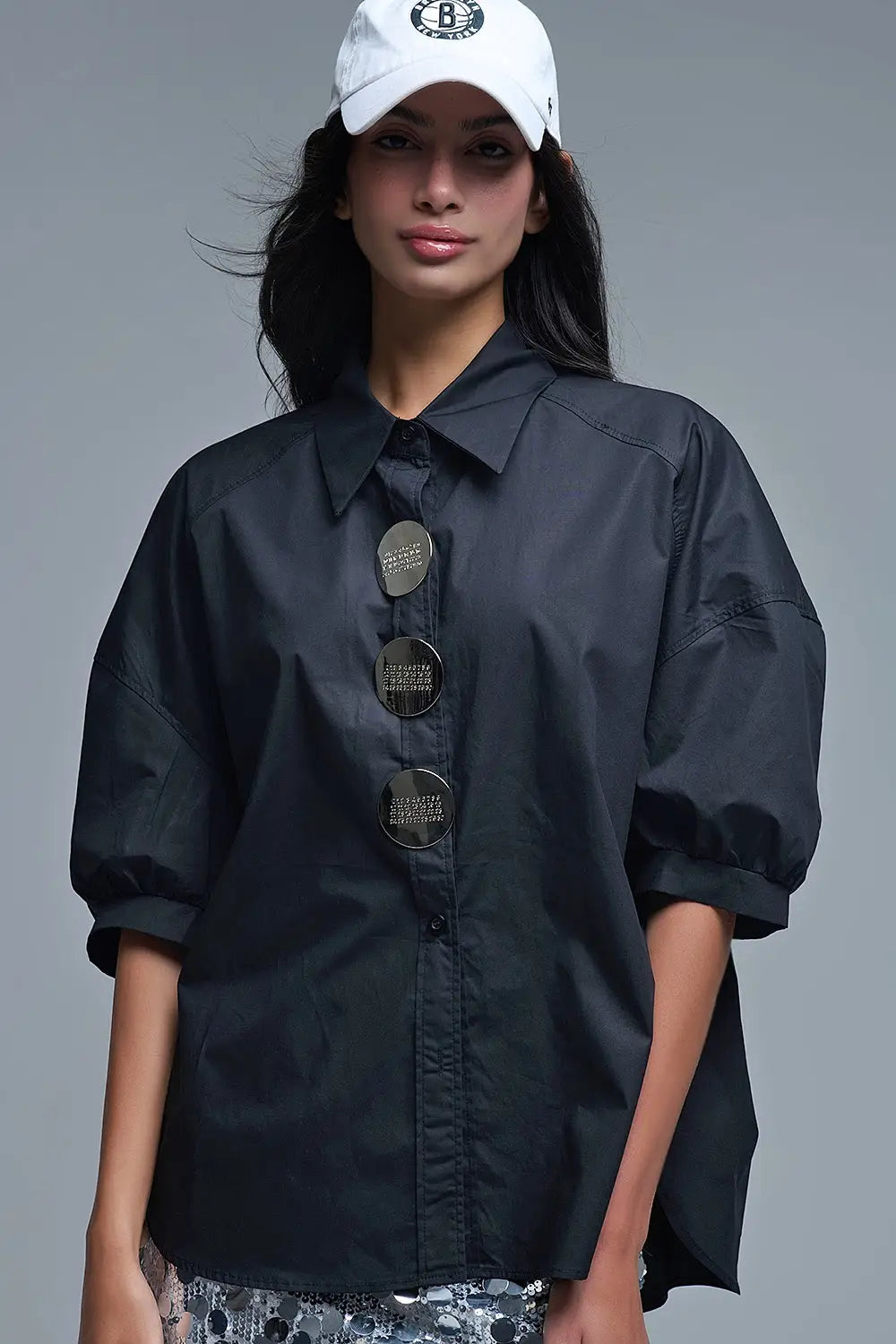 Relaxed 3/4 Sleeve Poplin Shirt With Button Detail in Black - One Size / Black - Shirts