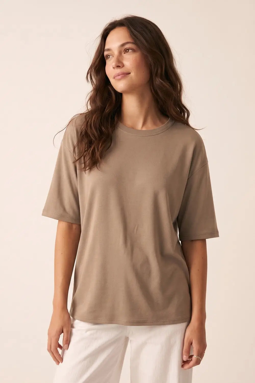 Relaxed Fit Basic Crewneck sweatshirt in camel - One Size / Beige - Sweaters