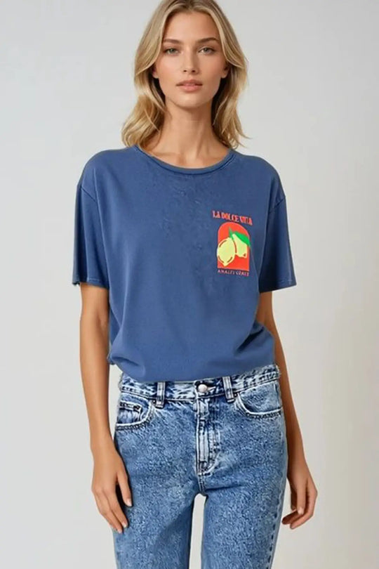 Q2 Relaxed Fit T-Shirt With La Dolce Vita Print in Navy blue
