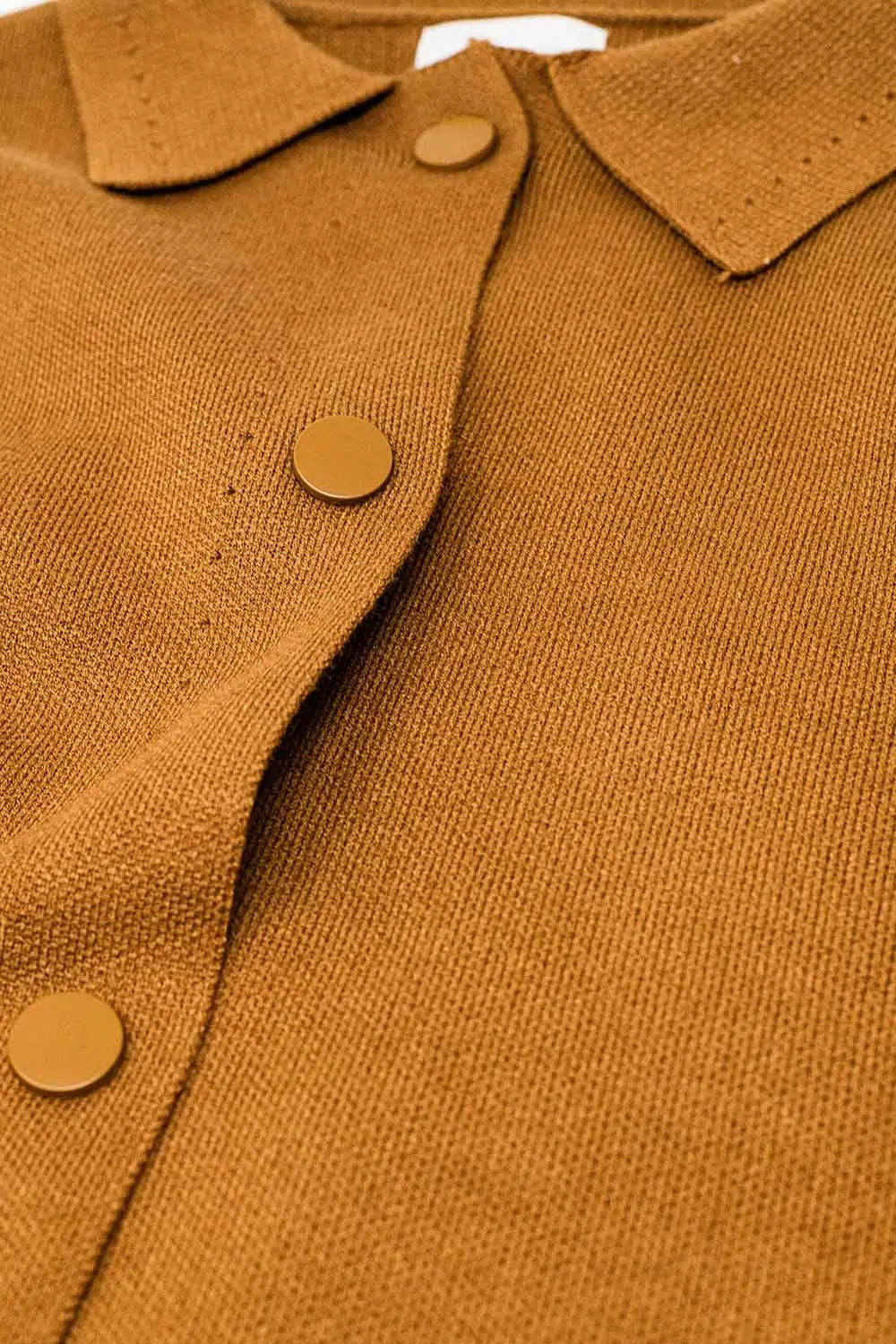 Relaxed high quality knitted Cardigan in camel - One Size / Brown - Sweaters