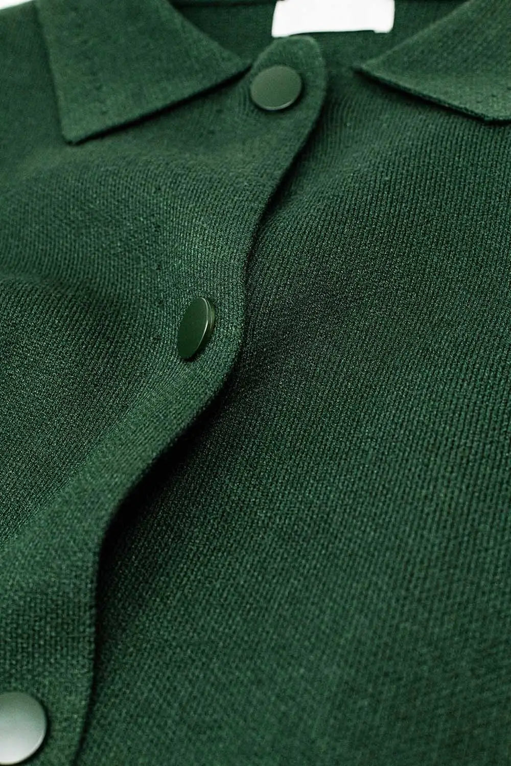 Relaxed high quality knitted Cardigan in Emerald Green - One Size / Green - Sweaters