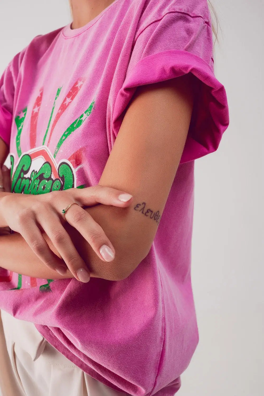 Relaxed t shirt with pink Vintage Queens graphic print - One Size / Pink - Tops