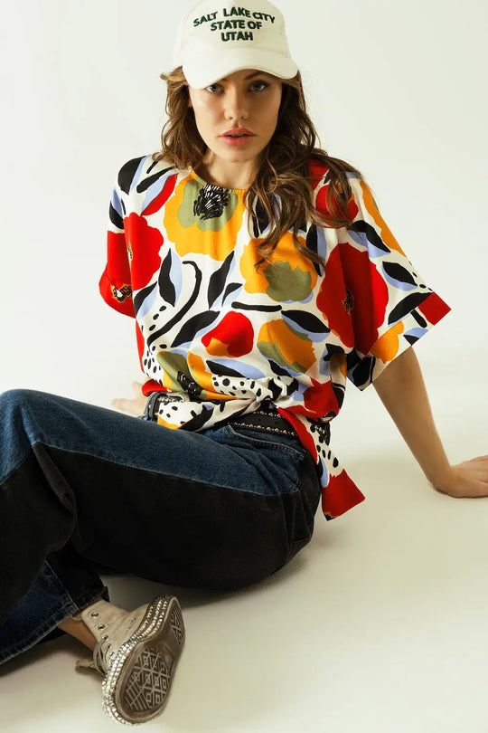 Relaxed white blouse with poppies designs and short sleeves - Tops