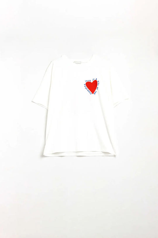 Relaxed white T-shirt featuring a heart design on both the front and back - One Size / White - Tops