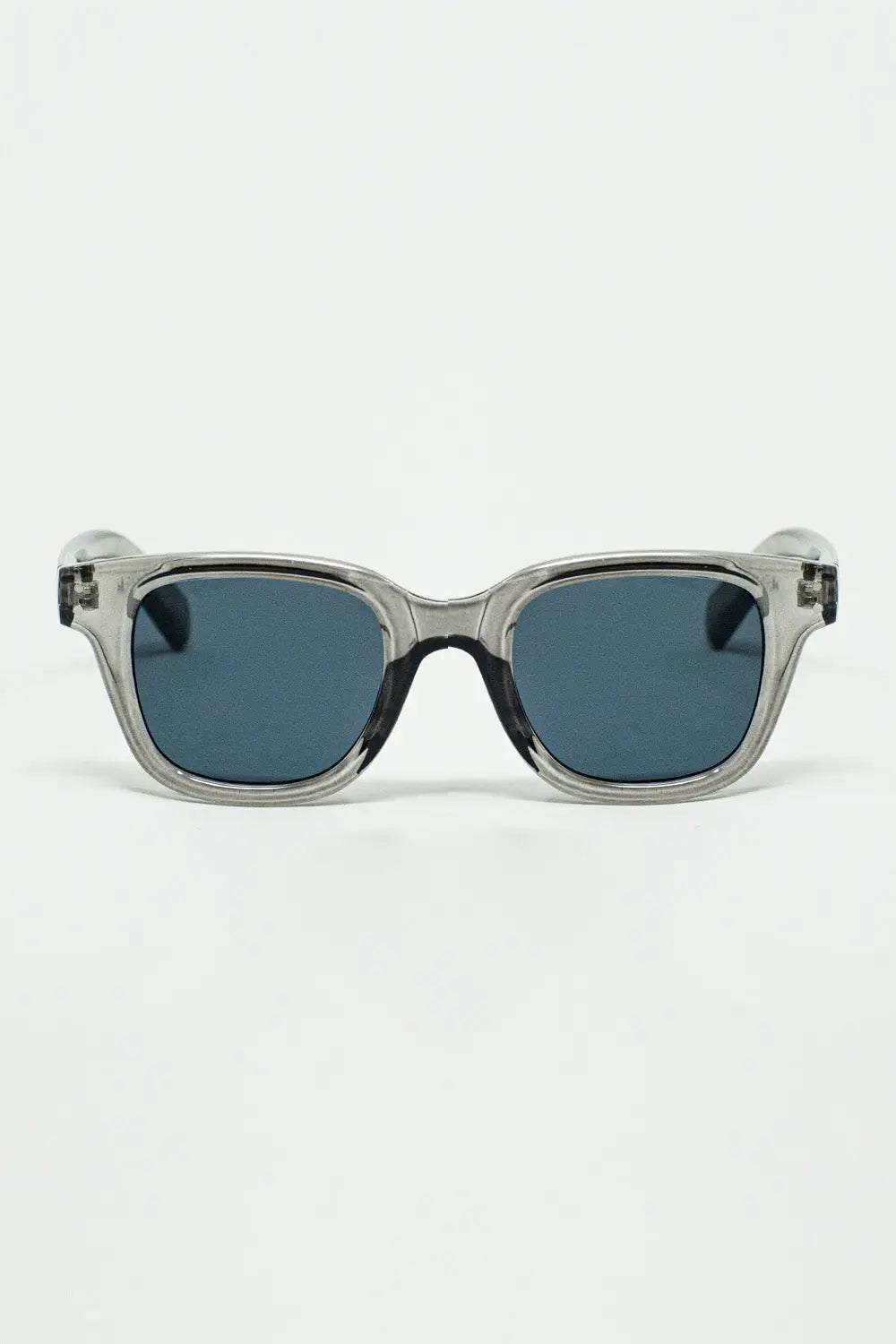 Q2 Retro Round Sunglasses With Smoke Black Lense and Transparent Gray Frame
