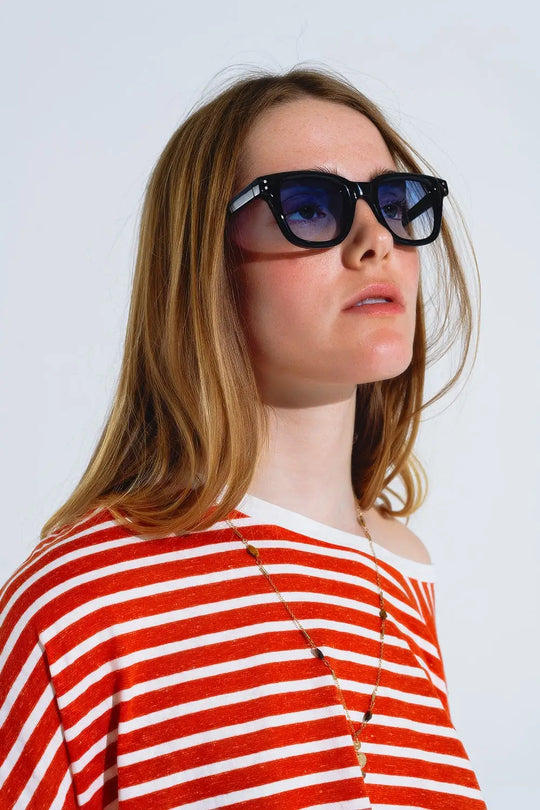 Retro Round Sunglasses With Smoke Blue Lens in Black - One Size / Black