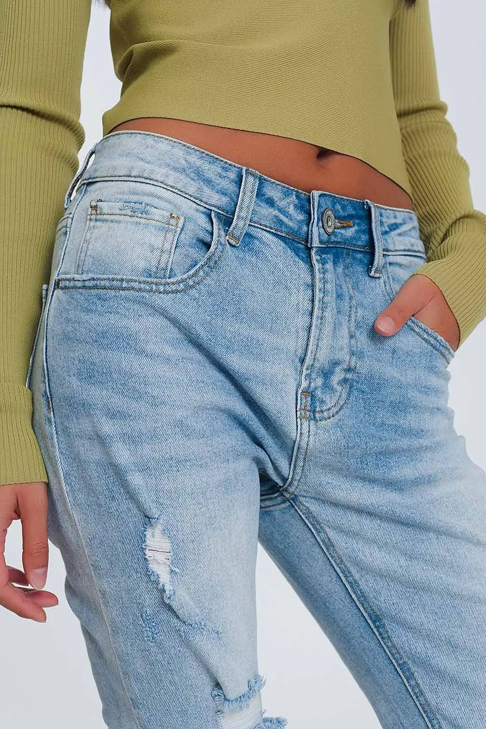 Ripped boyfriend jeans in light denim - Jeans