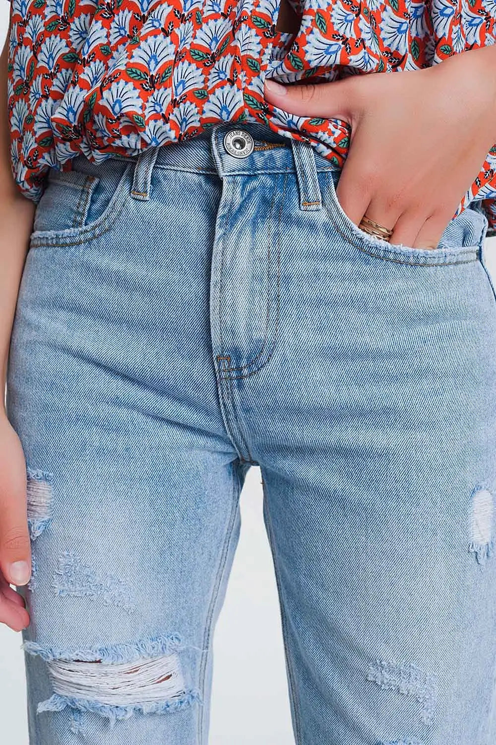 ripped straight fit jeans in light denim - Jeans