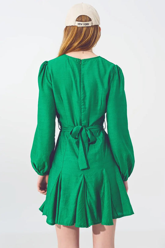 Robe à volants avec col en V en vert - Vestidos
